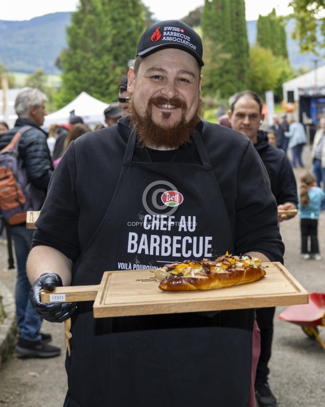 Bell Hot Dog Challenge 2025