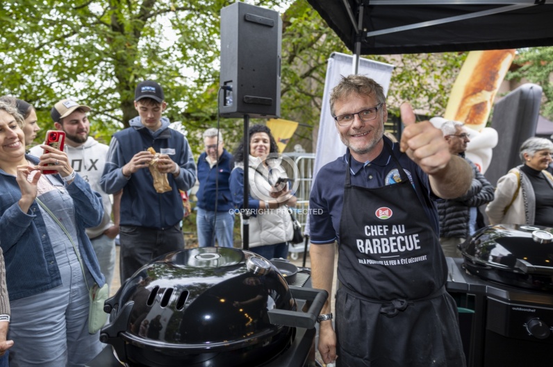 Bell Hot Dog Challenge 2025