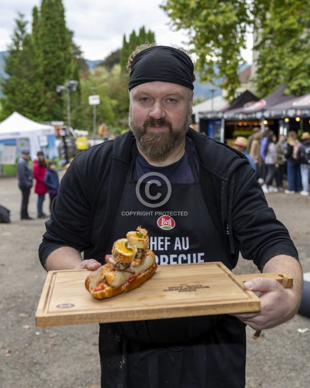 Bell Hot Dog Challenge 2025